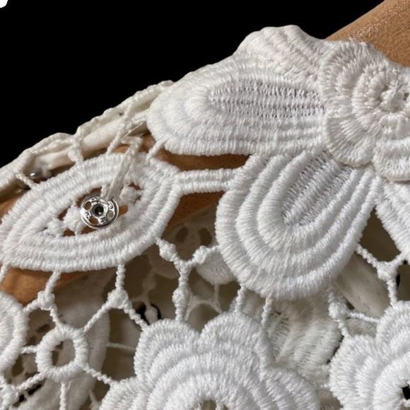 Self-Portrait 3D Flower White Lace Long Sleeve Mini Dress Size 8 - Picture 11 of 15